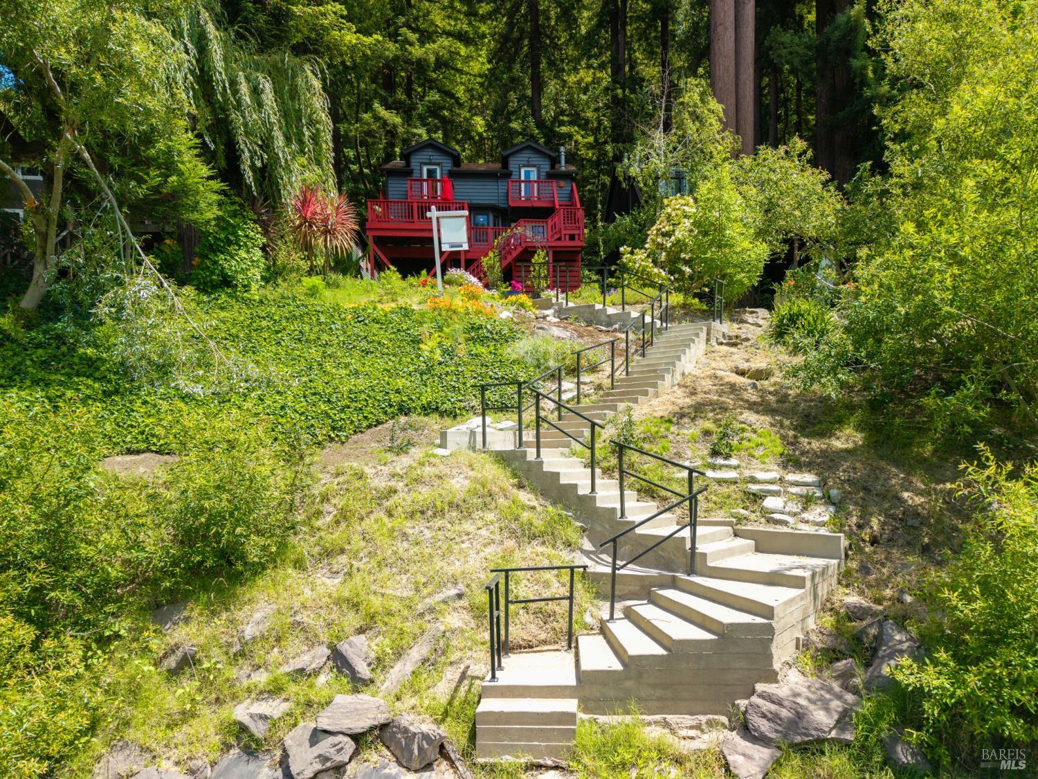 15110 Drake Road Guerneville CA 95446