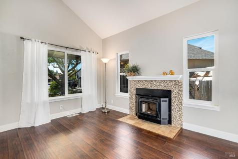 2291 Vista Del Sol Court Santa Rosa CA 95401
