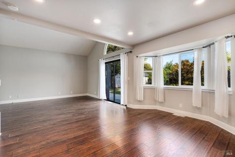 2291 Vista Del Sol Court Santa Rosa CA 95401