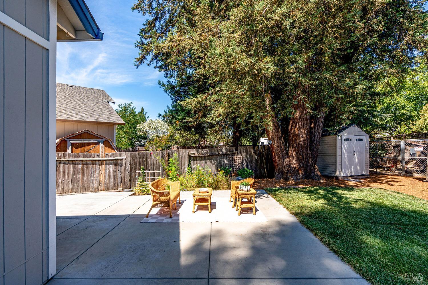 2291 Vista Del Sol Court Santa Rosa CA 95401