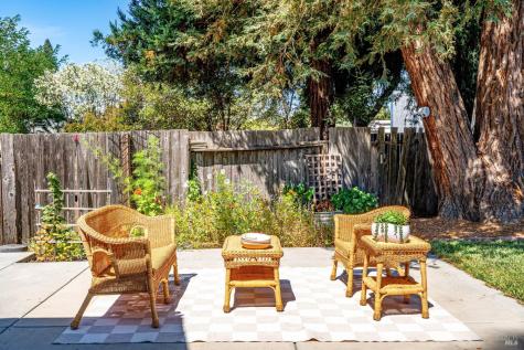 2291 Vista Del Sol Court Santa Rosa CA 95401