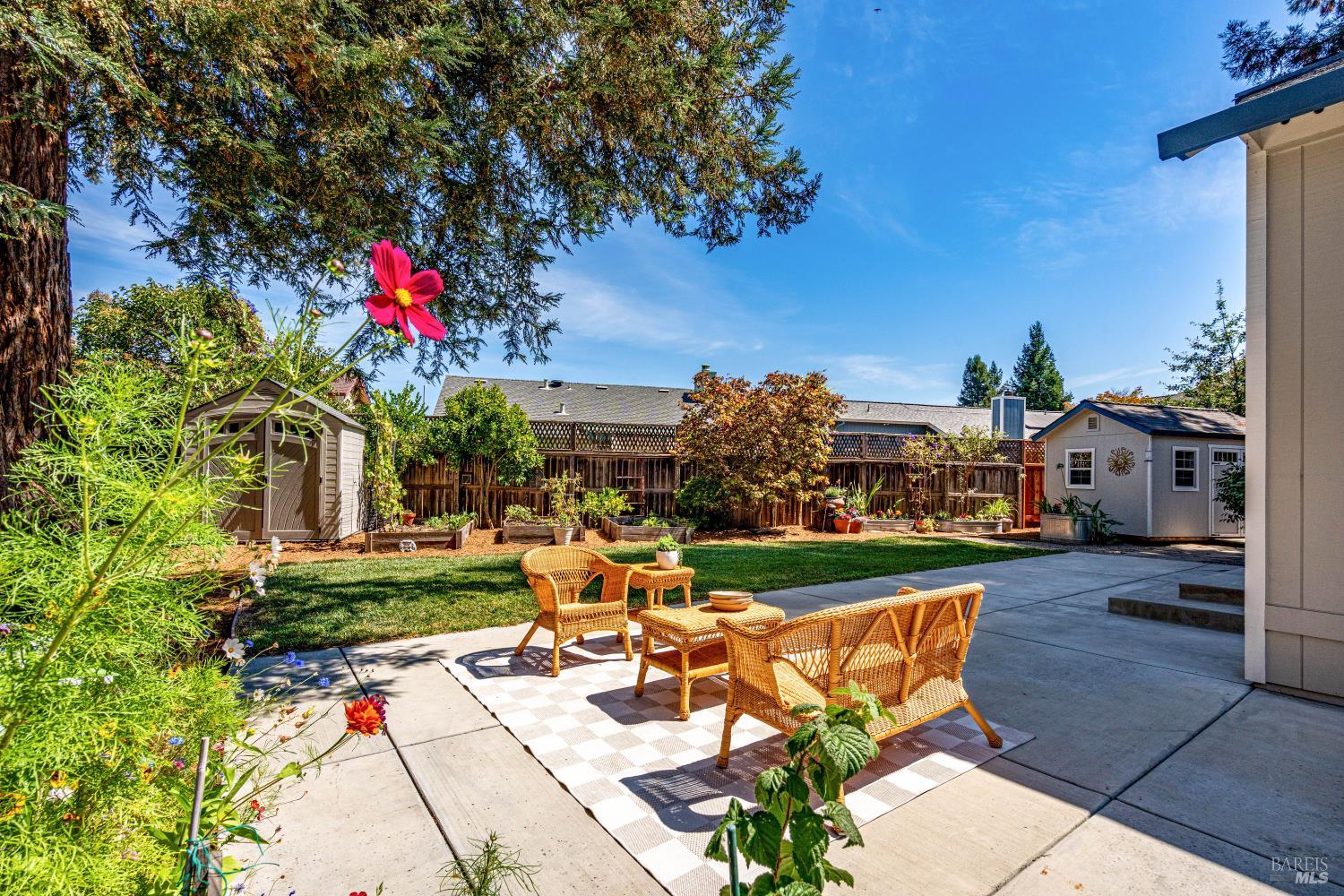 2291 Vista Del Sol Court Santa Rosa CA 95401
