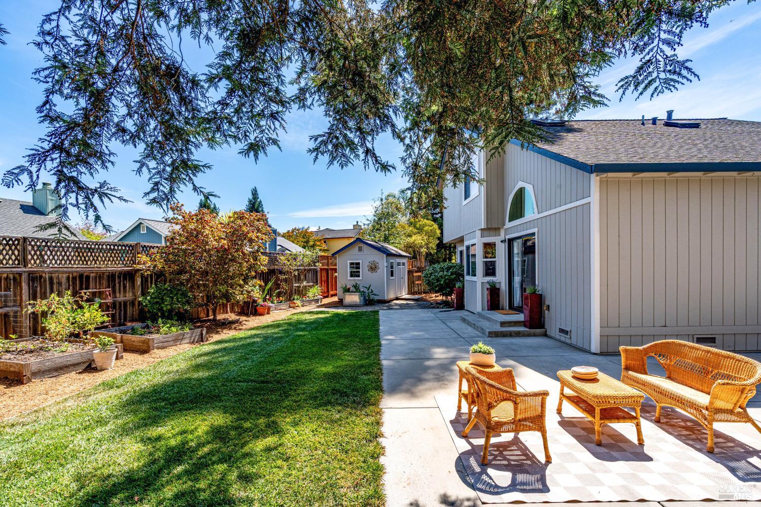 2291 Vista Del Sol Court Santa Rosa CA 95401