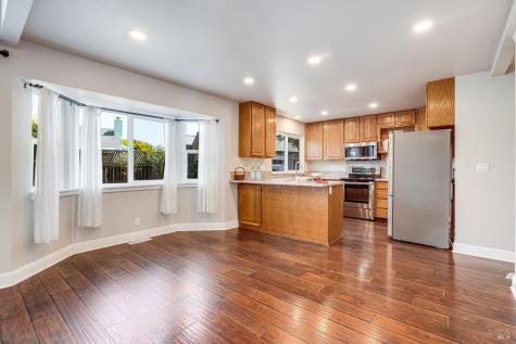 2291 Vista Del Sol Court Santa Rosa CA 95401