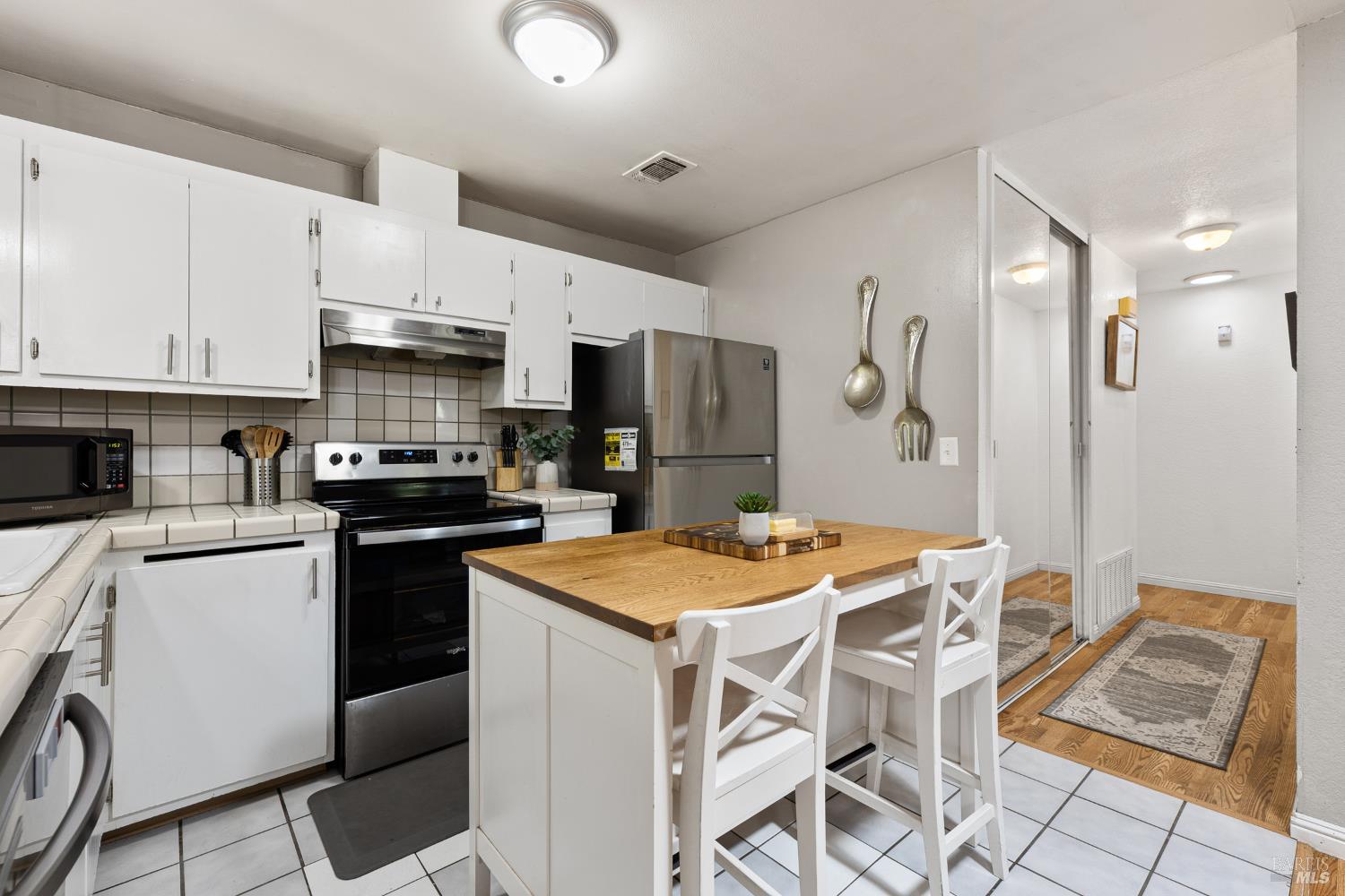 828 Scoter Way Suisun City CA 94585