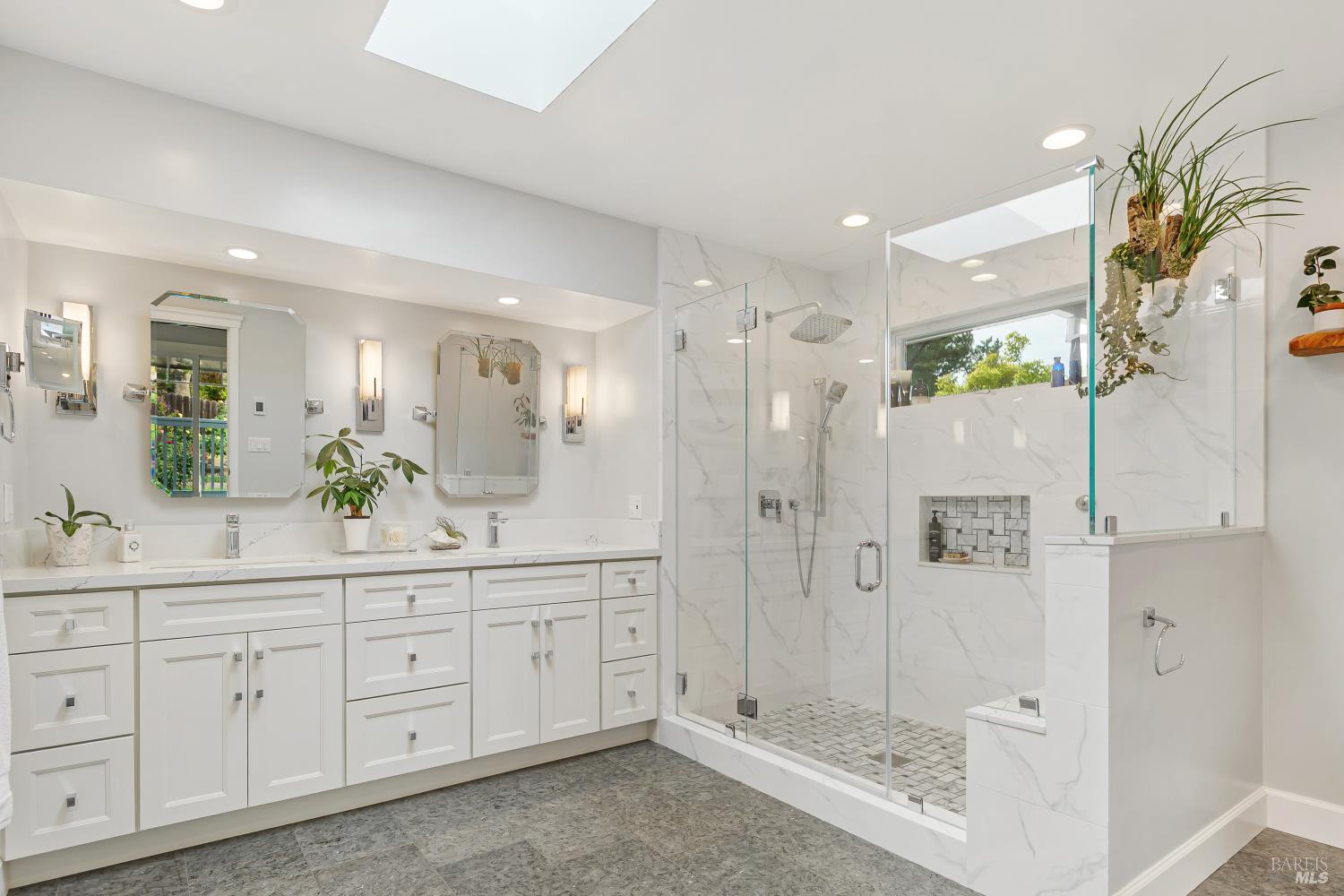 10 Santa Yorma Court Novato CA 94945