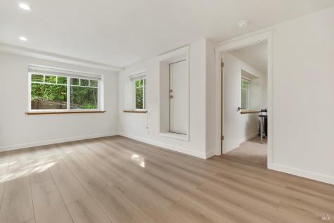 10 Santa Yorma Court Novato CA 94945