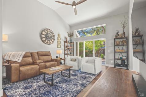 132 Renz Lane Geyserville CA 95441