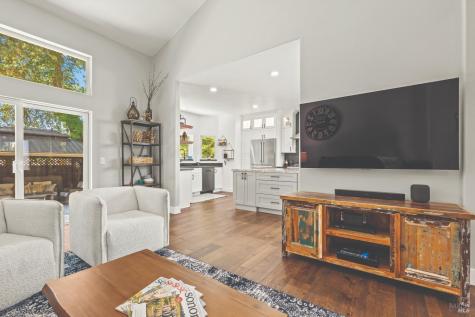 132 Renz Lane Geyserville CA 95441