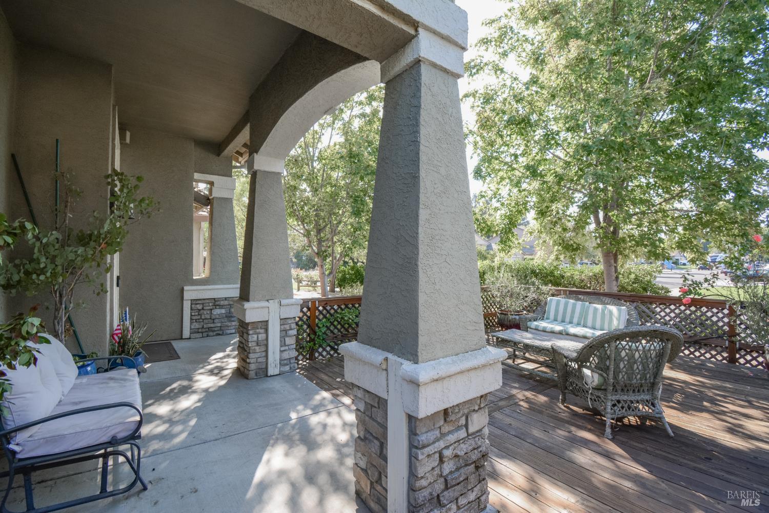 740 Alexander Drive Dixon CA 95620