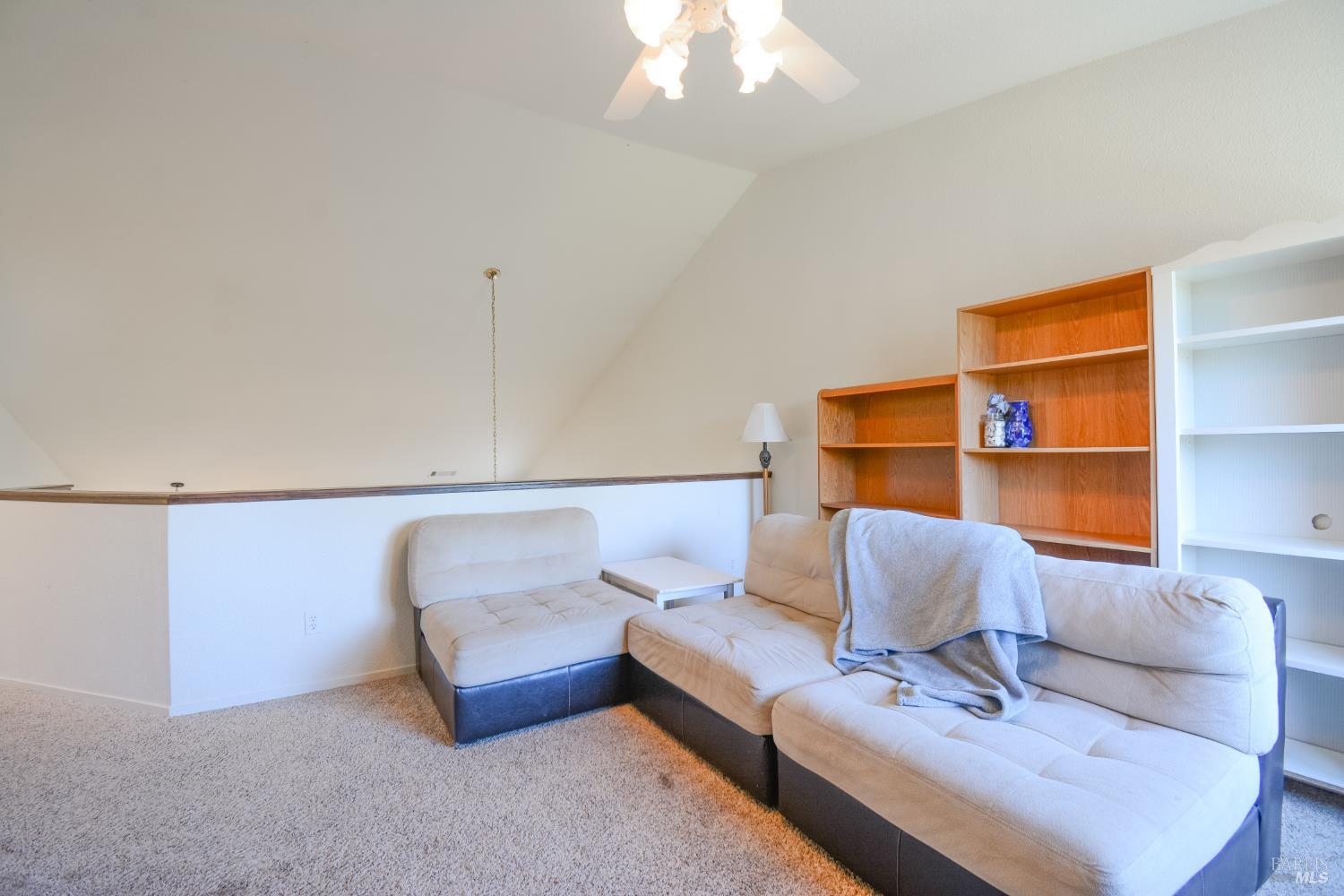 740 Alexander Drive Dixon CA 95620