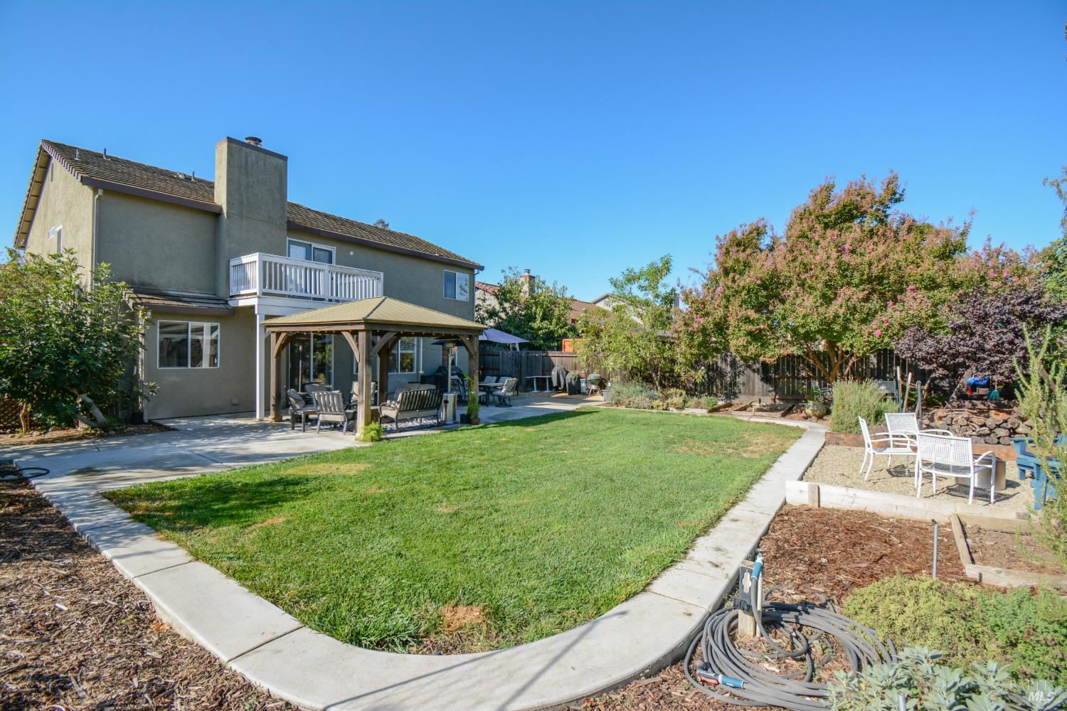 740 Alexander Drive Dixon CA 95620