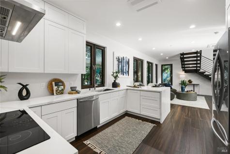 14685 Willow Road Guerneville CA 95446
