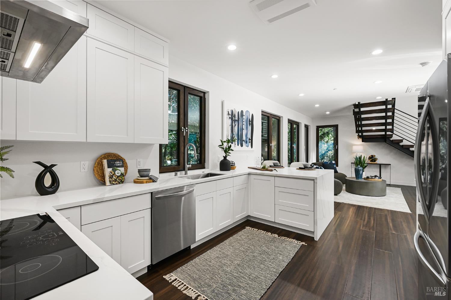 14685 Willow Road Guerneville CA 95446