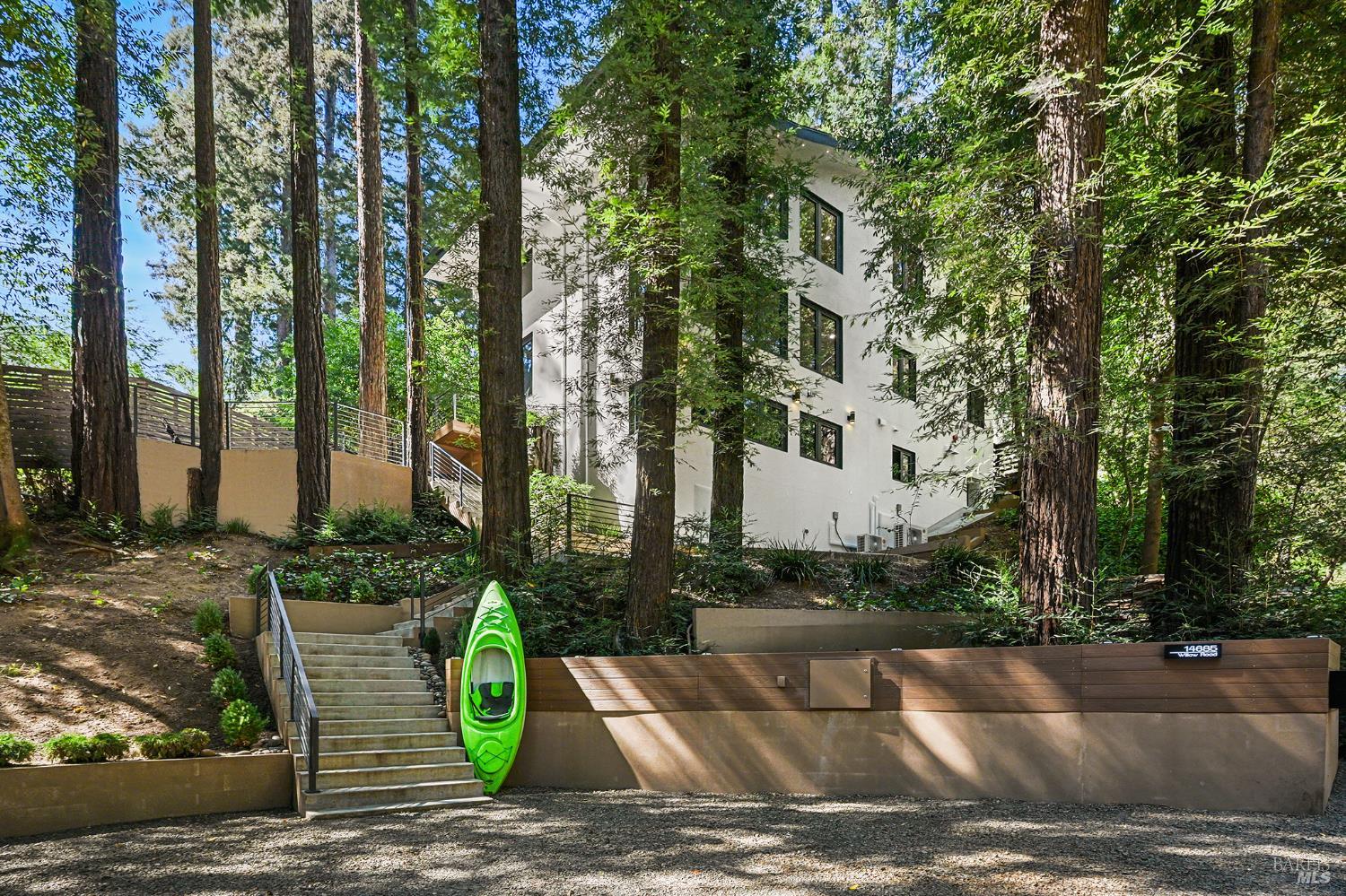 14685 Willow Road Guerneville CA 95446
