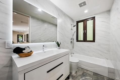 14685 Willow Road Guerneville CA 95446