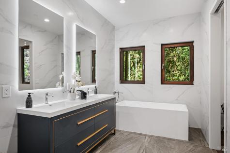 14685 Willow Road Guerneville CA 95446