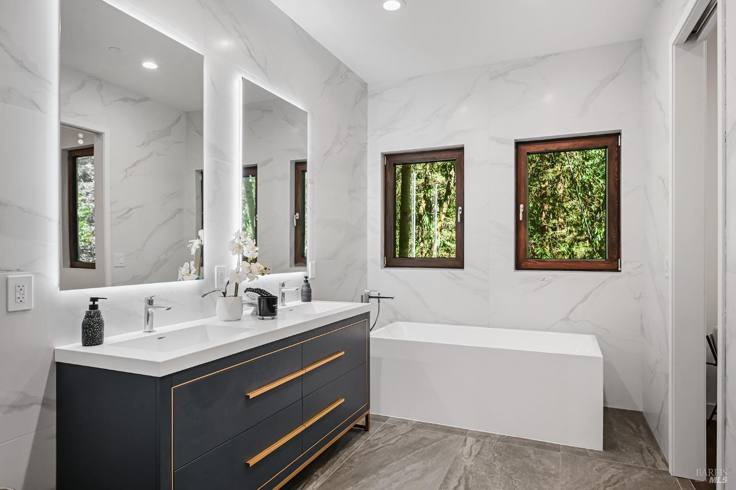 14685 Willow Road Guerneville CA 95446