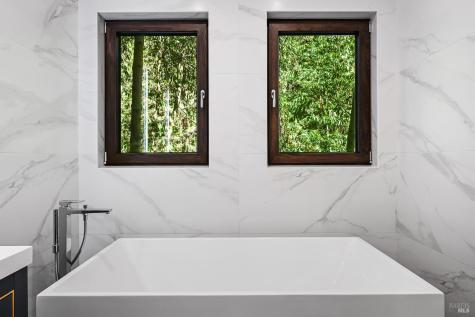 14685 Willow Road Guerneville CA 95446