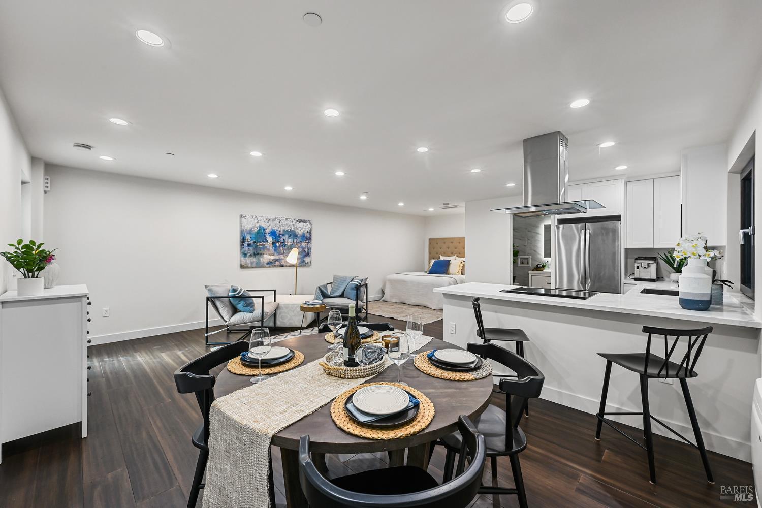 14685 Willow Road Guerneville CA 95446