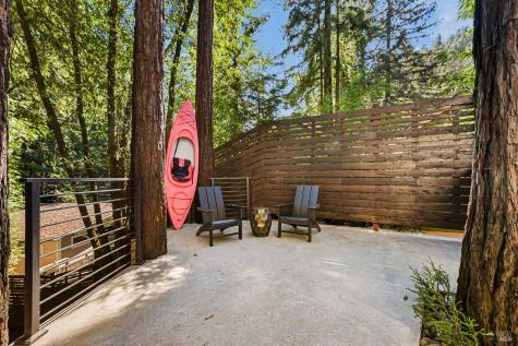 14685 Willow Road Guerneville CA 95446