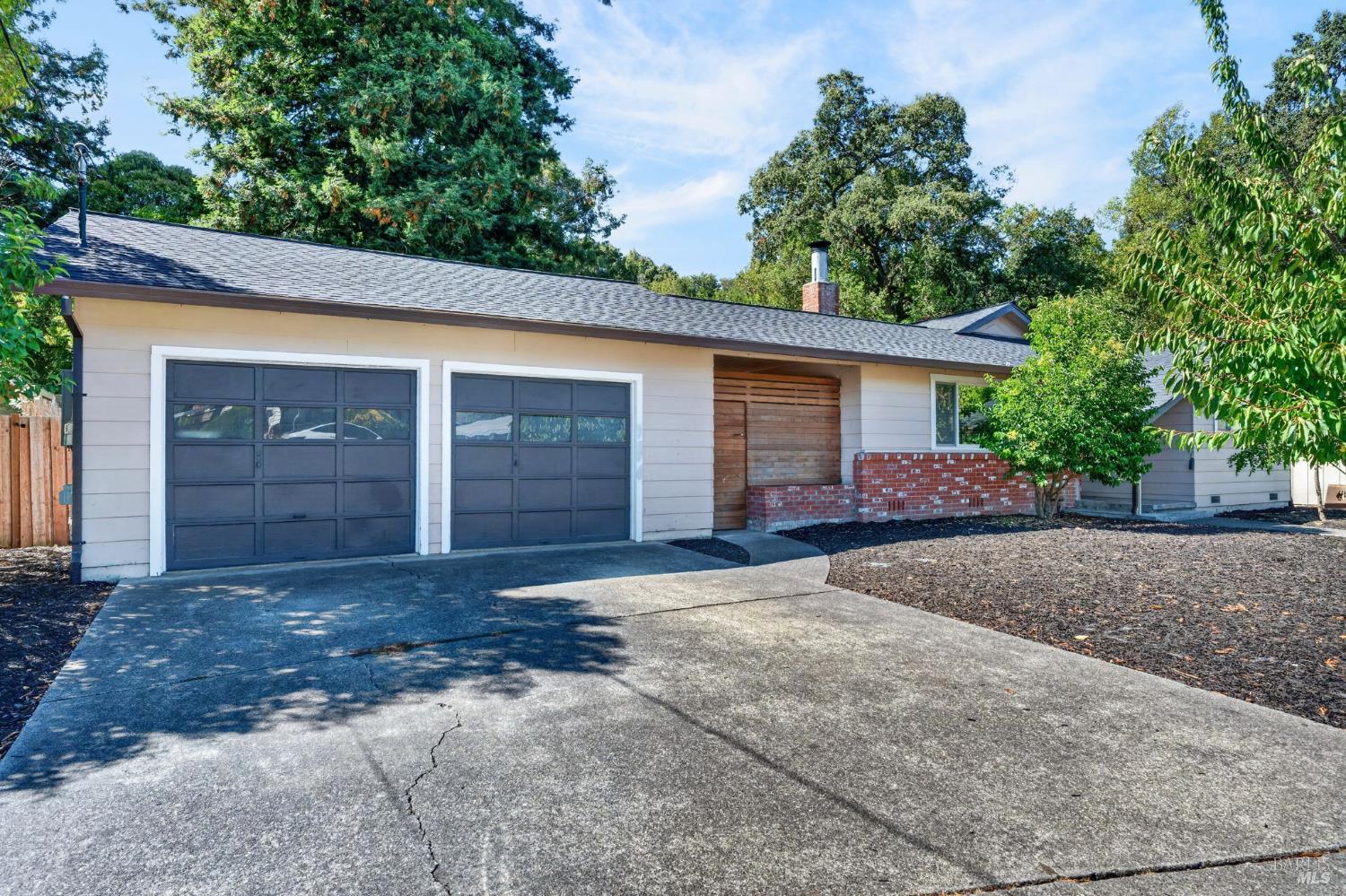 3450 Cypress Way Santa Rosa CA 95405