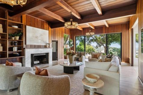 150 W Oak Knoll Drive San Anselmo CA 94960