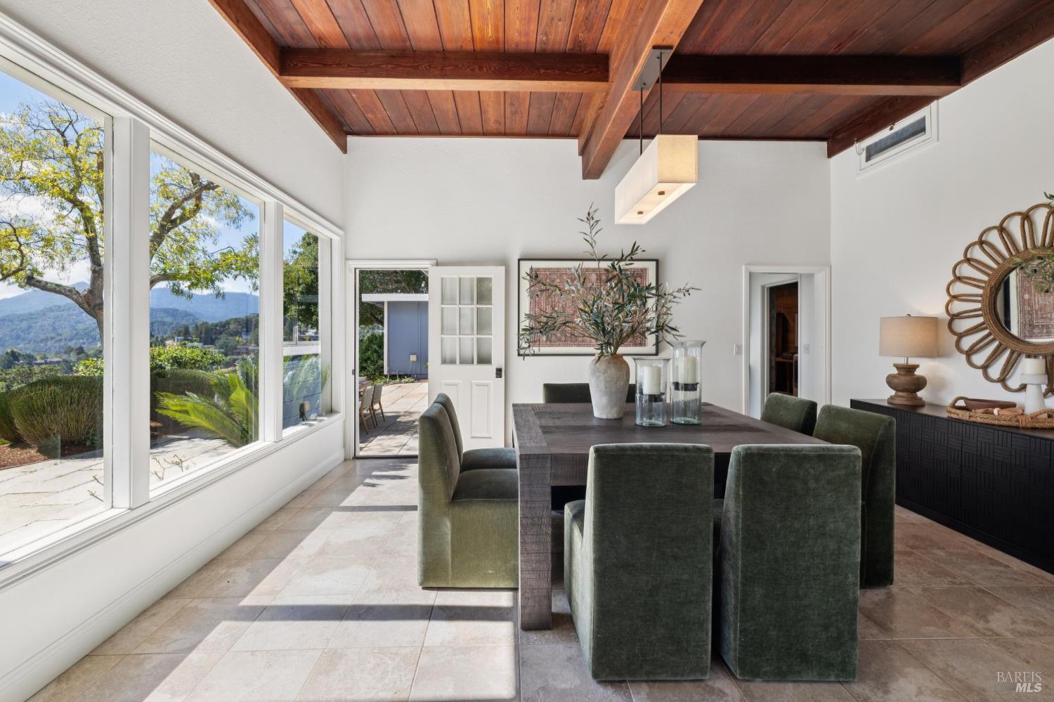 150 W Oak Knoll Drive San Anselmo CA 94960