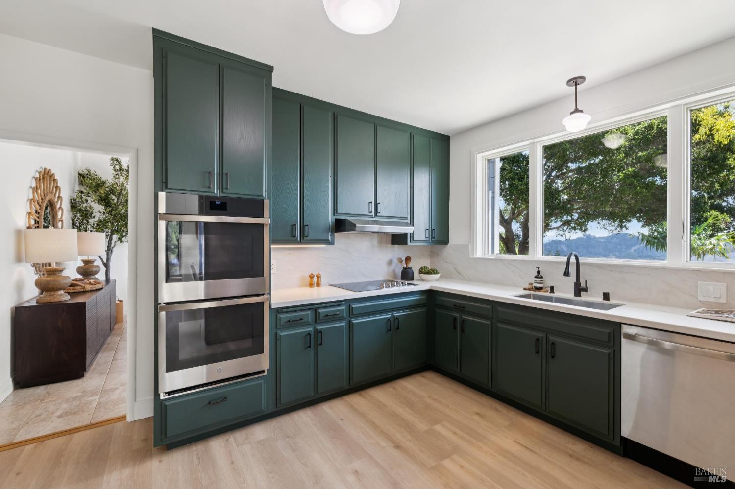 150 W Oak Knoll Drive San Anselmo CA 94960