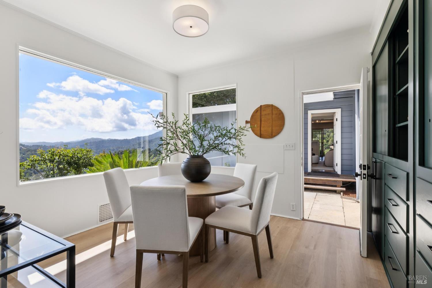 150 W Oak Knoll Drive San Anselmo CA 94960