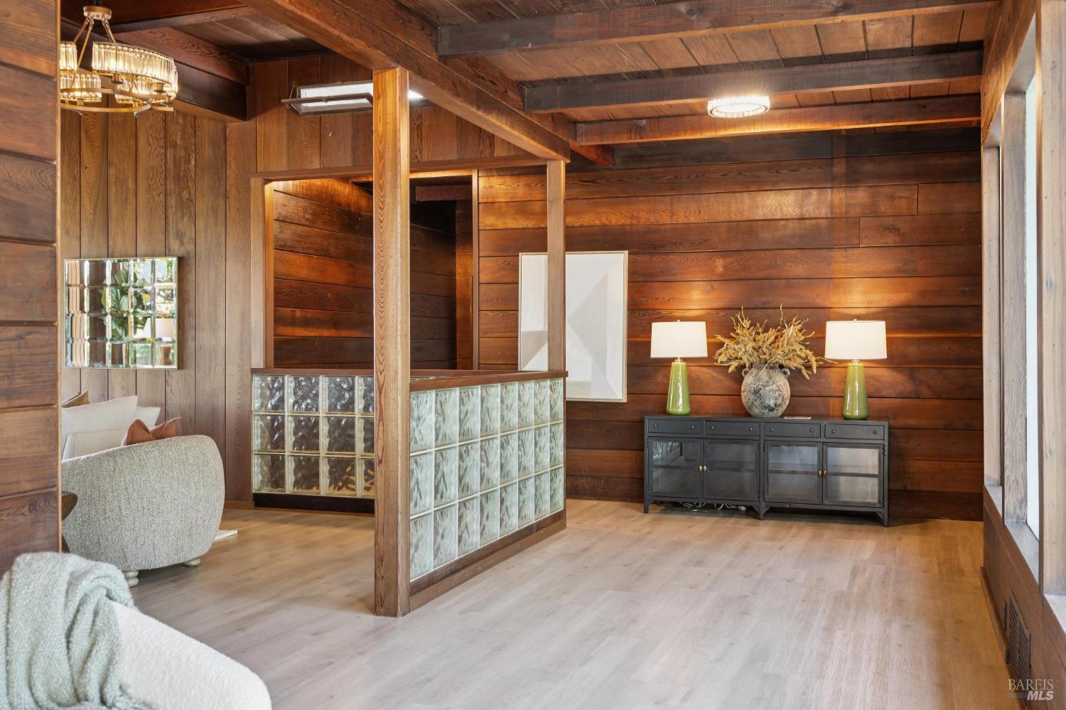 150 W Oak Knoll Drive San Anselmo CA 94960
