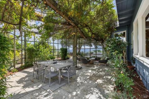 150 W Oak Knoll Drive San Anselmo CA 94960