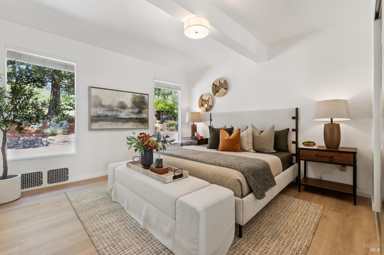 150 W Oak Knoll Drive San Anselmo CA 94960