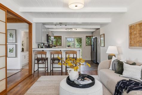 150 W Oak Knoll Drive San Anselmo CA 94960