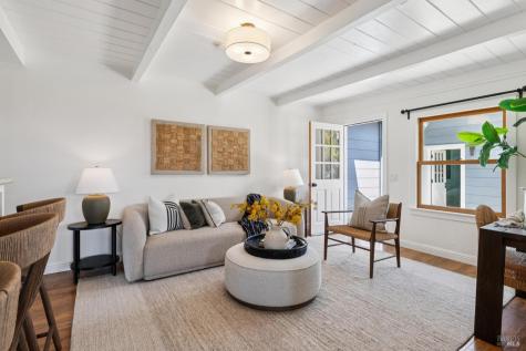 150 W Oak Knoll Drive San Anselmo CA 94960