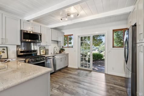 150 W Oak Knoll Drive San Anselmo CA 94960