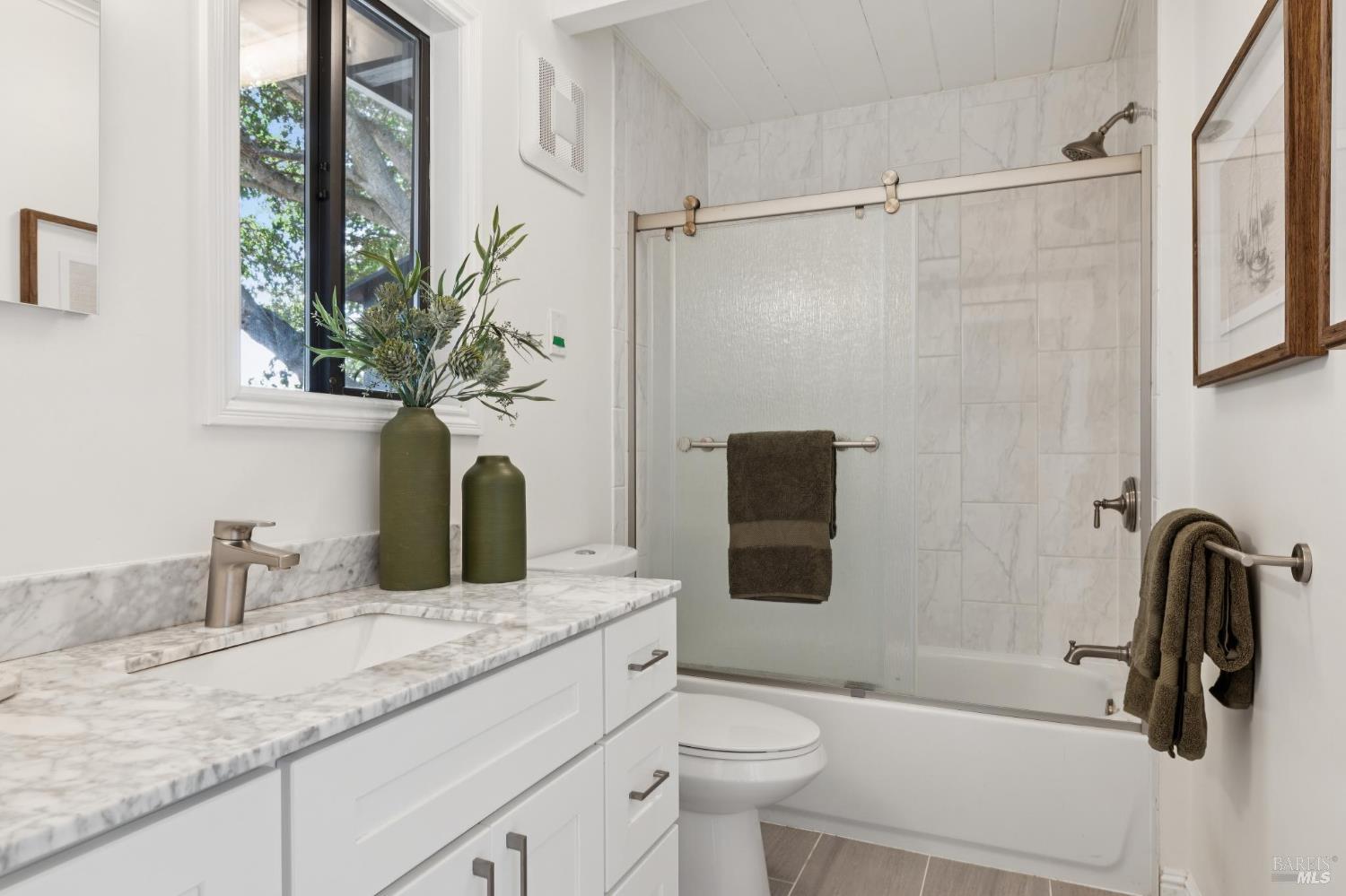 150 W Oak Knoll Drive San Anselmo CA 94960