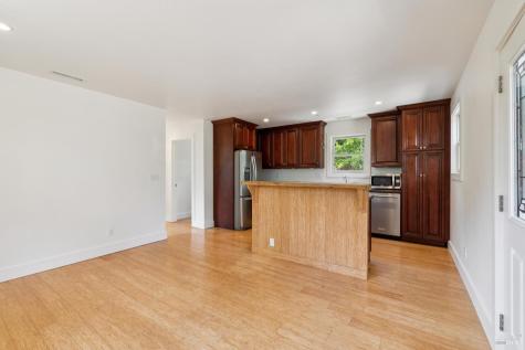 150 W Oak Knoll Drive San Anselmo CA 94960