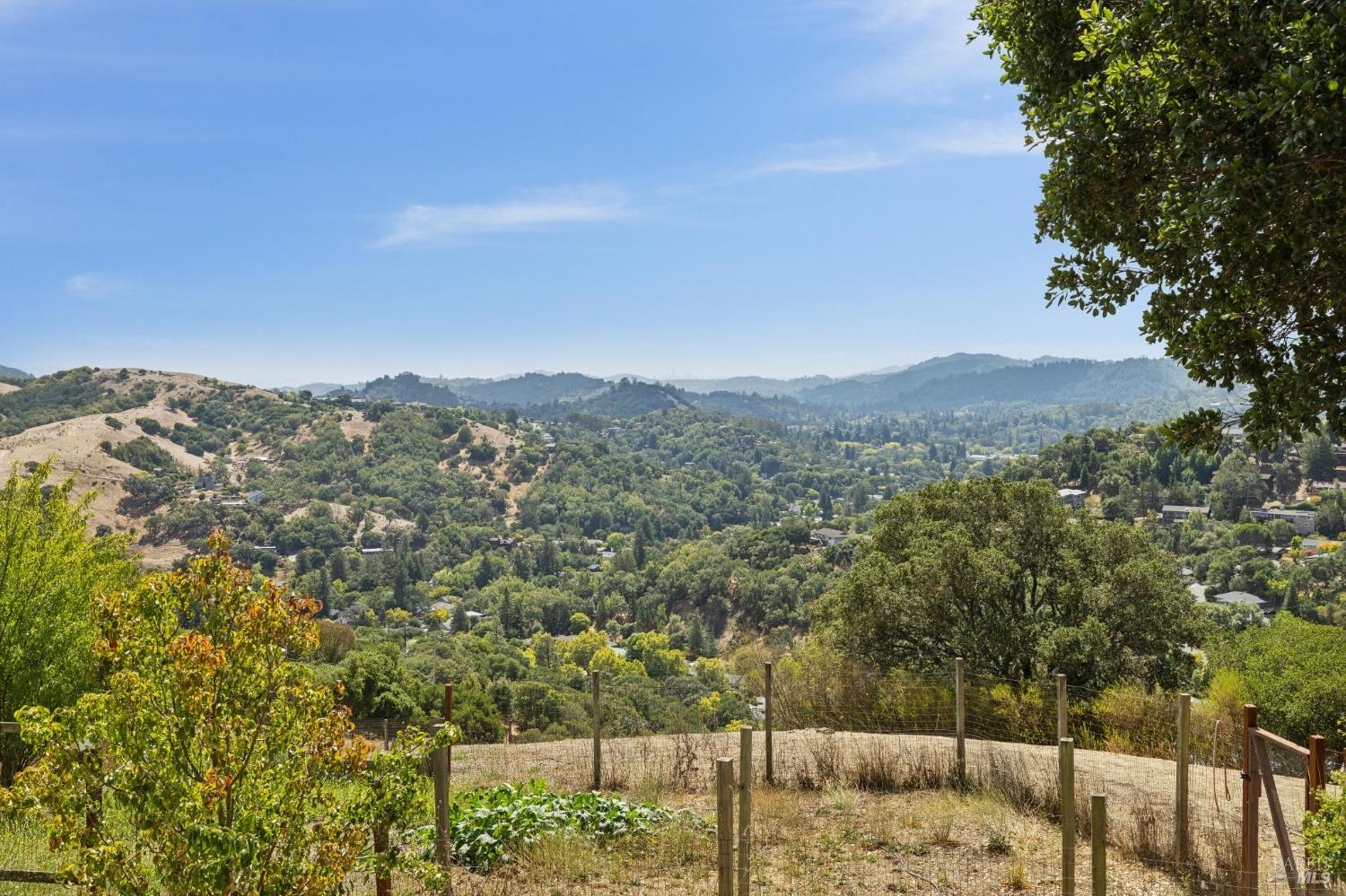 150 W Oak Knoll Drive San Anselmo CA 94960