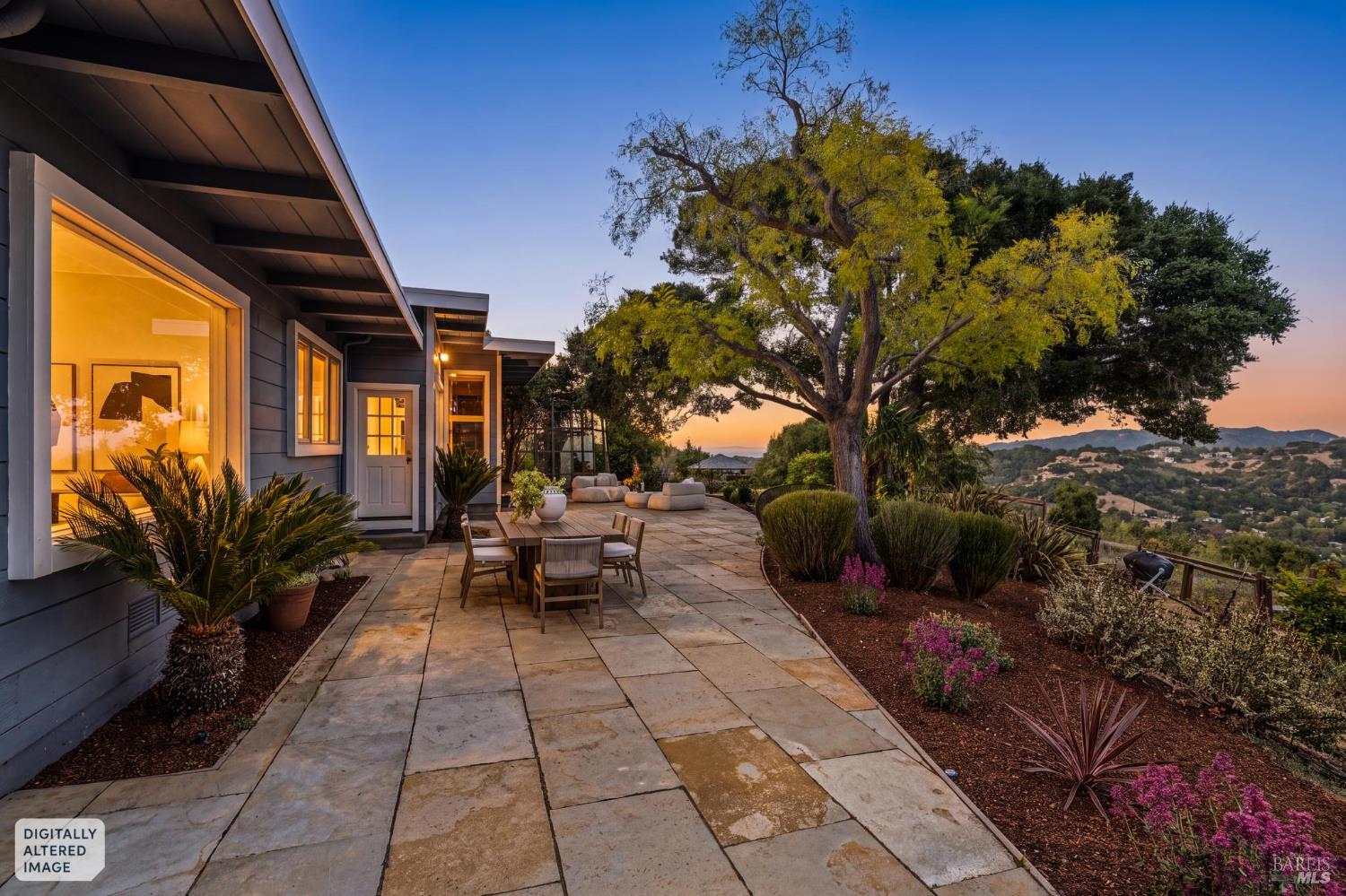 150 W Oak Knoll Drive San Anselmo CA 94960