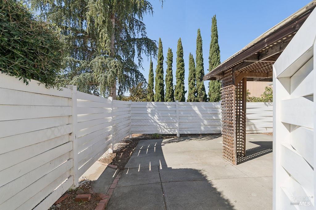 308 Dapple Drive Vallejo CA 94591