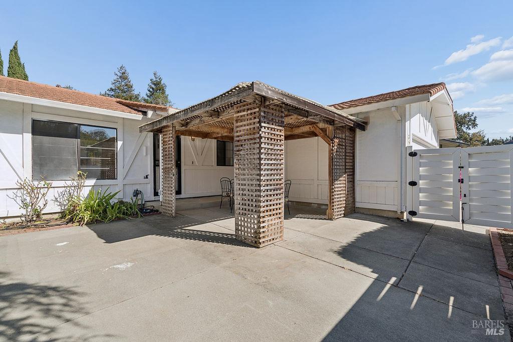 308 Dapple Drive Vallejo CA 94591