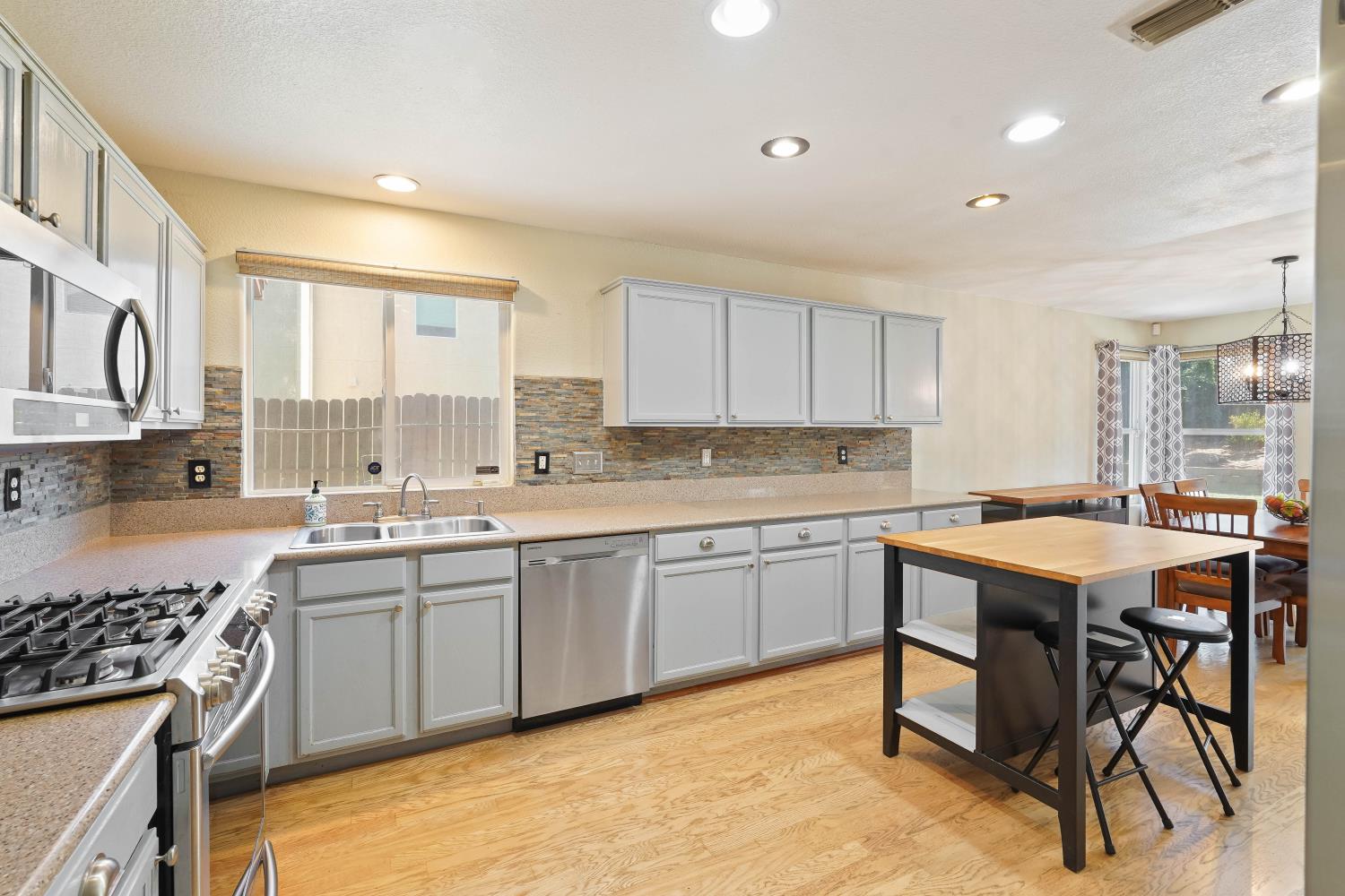 10730 Ivoryton Way Mather CA 95655