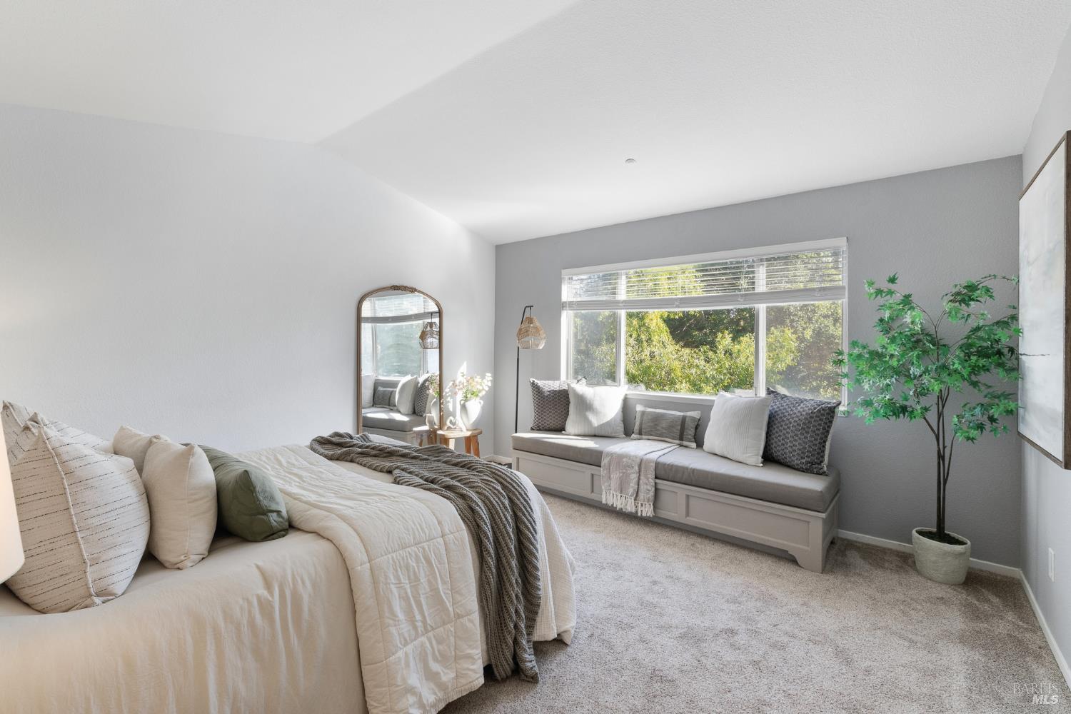 279 Clearpointe Drive Vallejo CA 94591