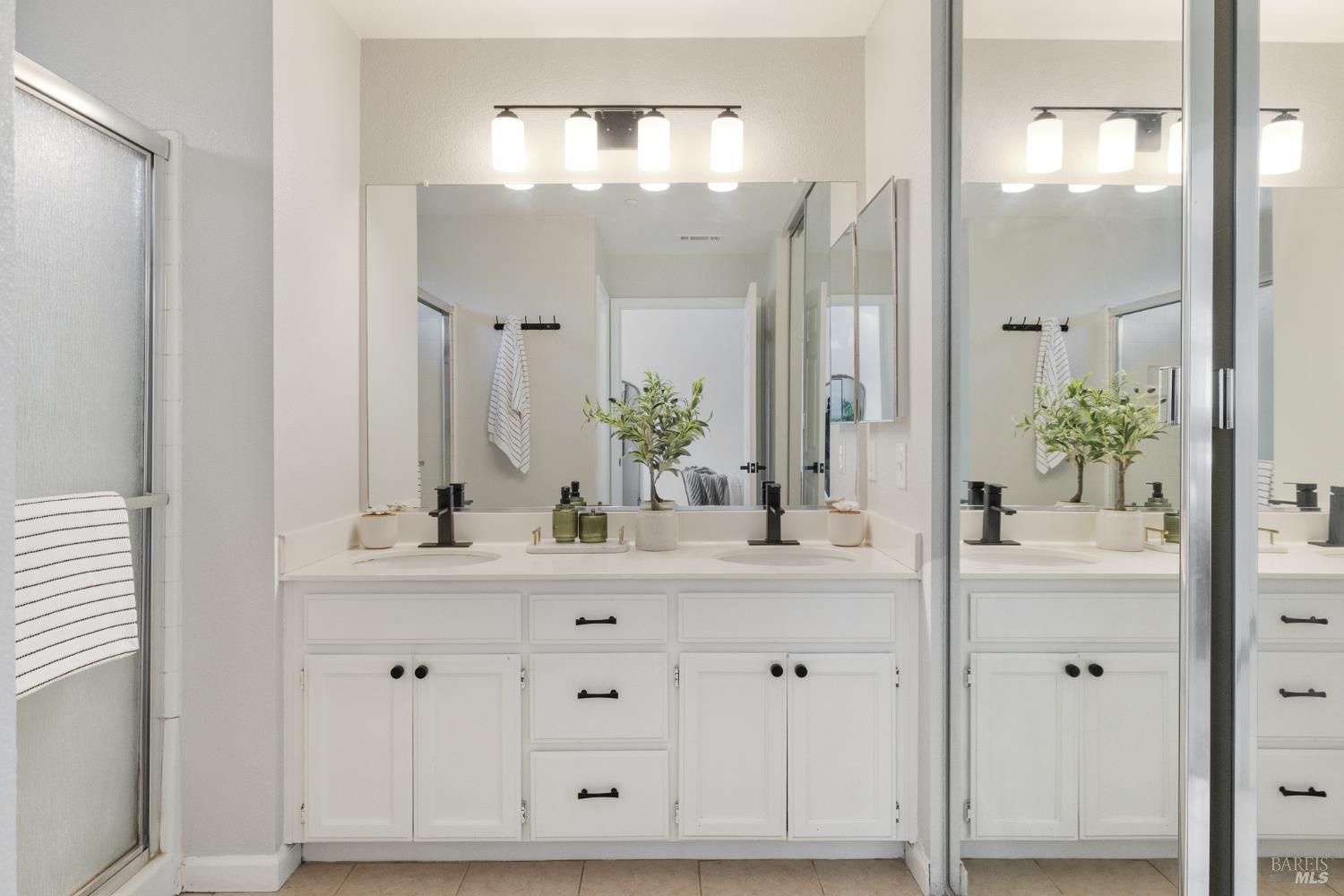 279 Clearpointe Drive Vallejo CA 94591
