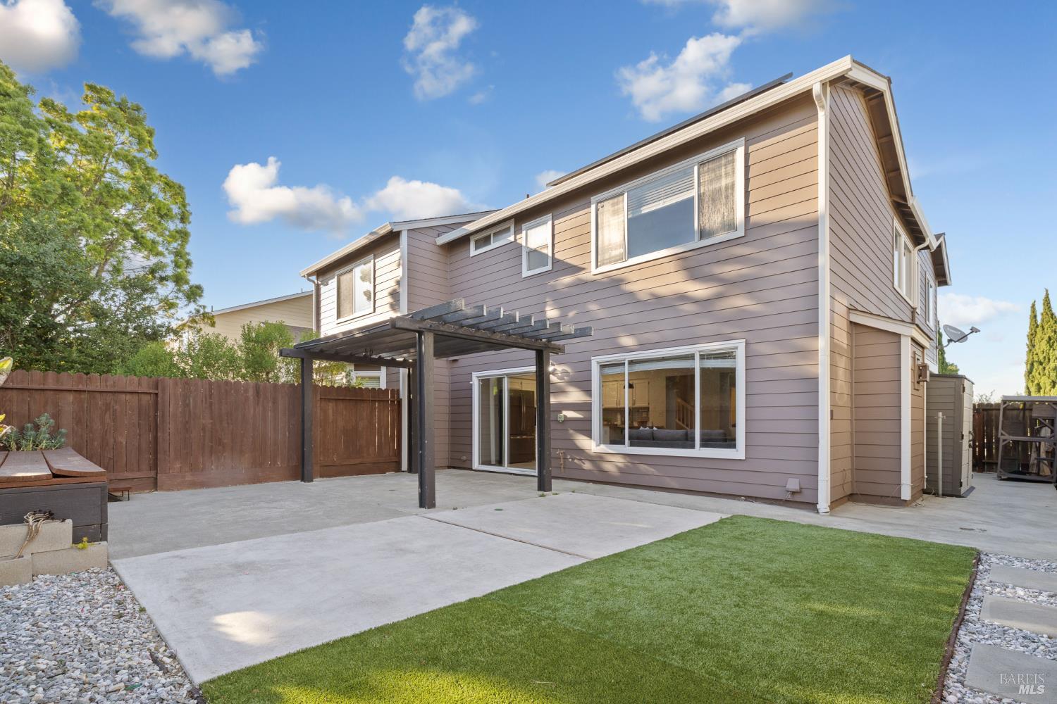 279 Clearpointe Drive Vallejo CA 94591
