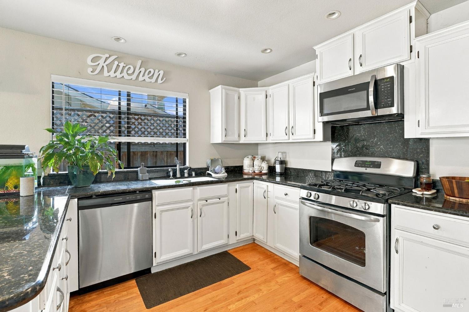 1454 Gregory Court Rohnert Park CA 94928