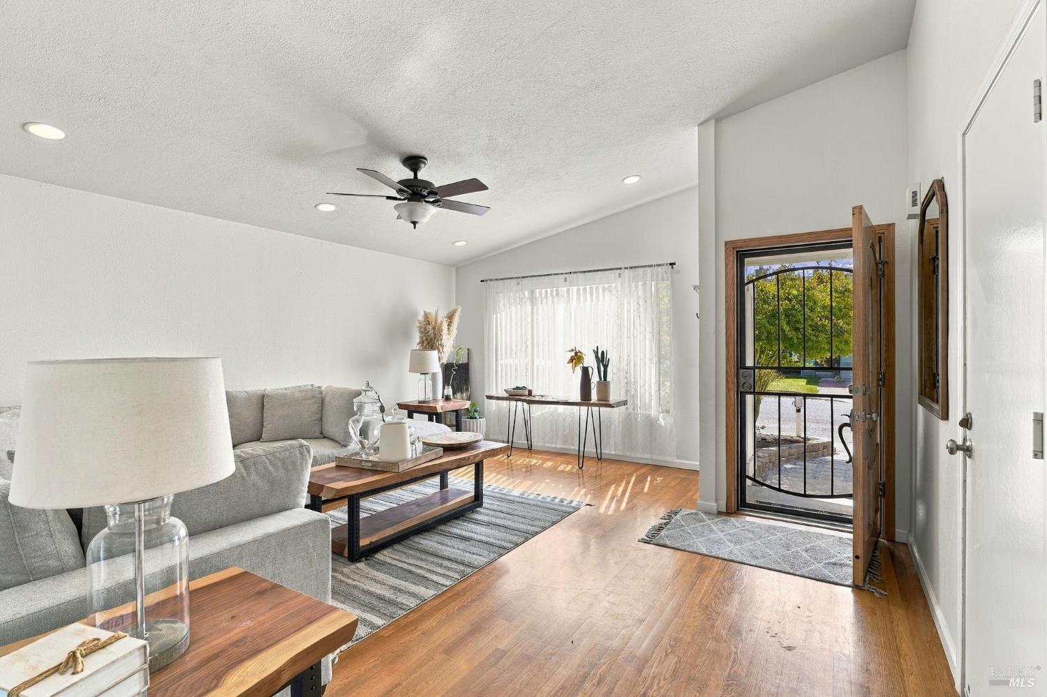 1454 Gregory Court Rohnert Park CA 94928