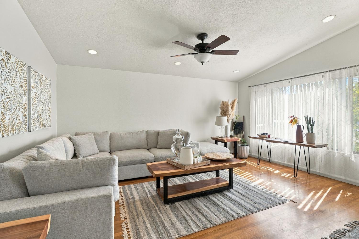 1454 Gregory Court Rohnert Park CA 94928
