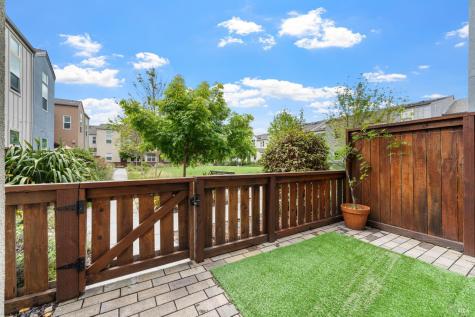 52 Haworth Way Santa Rosa CA 95407